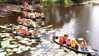 Thị trường du lịch dịp lễ 30/4 - 1/5: Người dân thắt chặt chi tiêu, tour gần hút khách
