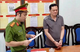 Phú Thọ: Bắt tạm giam cựu cán bộ Uỷ ban kiểm tra tỉnh ủy về tội "lừa đảo chiếm đoạt tài sản".