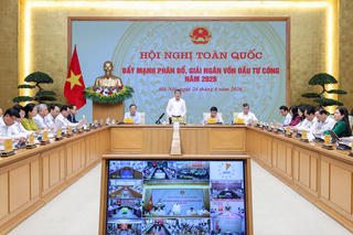 Thủ tướng phê bình 28 bộ, cơ quan, 18 địa phương có tỷ lệ giải ngân dưới mức bình quân chung cả nước