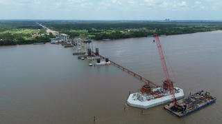 Tăng tốc thi công cầu Đại Ngãi phục vụ người dân dịp lễ