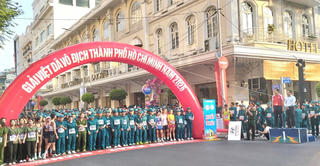 Gần 2.000 vận động viên tham dự giải chạy Việt dã TP Hồ Chí Minh