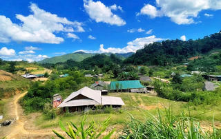 Xía Nọi thay “áo mới”