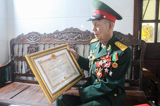 Dấu chân người lính qua hai cuộc chiến và đời thường