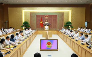 Thủ tướng: Ổn định kinh tế vĩ mô là móng nhà, phải gia cố vững chắc trước khi xây thêm tầng