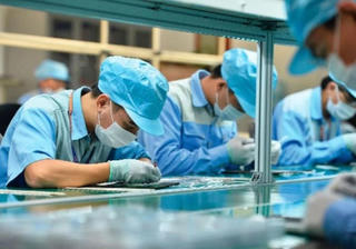 Doanh thu công nghệ số vượt 622.000 tỷ đồng, tăng 38% trong tháng 4/2026