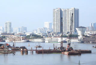 Thành phố Hồ Chí Minh đẩy nhanh dự án cầu đi bộ vượt sông Sài Gòn