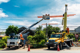 Áp lực cung ứng điện mùa nắng nóng