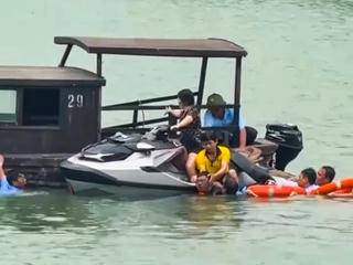 Sở Du lịch Ninh Bình nói gì về sự cố bay flyboard ở hồ Núi Lớ?