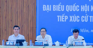 Chủ tịch Quốc hội Trần Thanh Mẫn tiếp xúc cử tri tại Thành phố Hồ Chí Minh