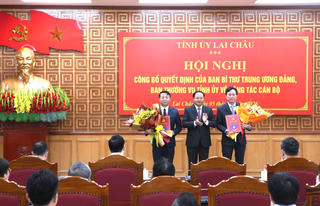 Công bố các quyết định của Ban Bí thư, Ban Thường vụ Tỉnh ủy Lai Châu về công tác cán bộ