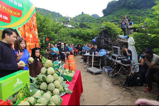 Lạng Sơn: Khi nông dân lên sóng livestream