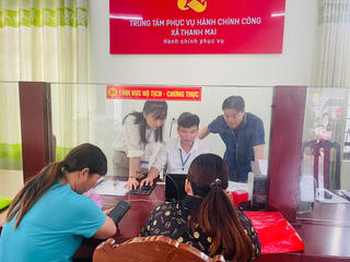 Thủ tướng yêu cầu tinh giản cán bộ cấp xã yếu kém, thiếu trách nhiệm