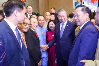 Hiệp sĩ Đại Thánh giá Lê Đức Thịnh:
Dưới mái nhà chung Mặt trận, đạo gắn với đời bước vào kỷ nguyên mới
