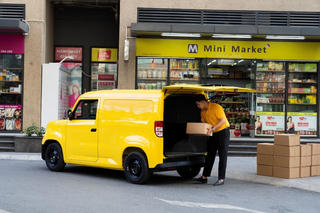 Bán hàng lưu động chưa bao giờ dễ dàng thế với VinFast EC Van