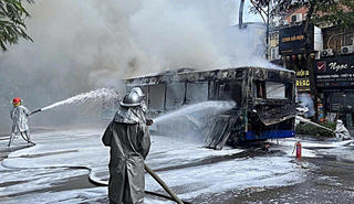 Hà Nội tăng cường phòng cháy trên xe buýt, tàu điện sau vụ cháy xe buýt tuyến 03A