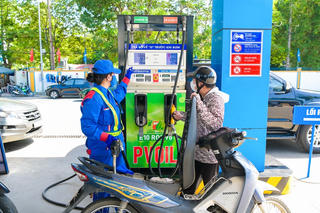 Gần 1.000 Cửa hàng xăng dầu PVOIL đã sẵn sàng kinh doanh xăng E10