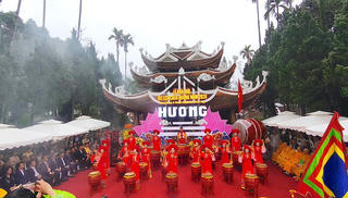 Hà Nội phát triển tuyến du lịch di sản, sinh thái đến Ninh Bình