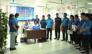 Tuyên Quang: Khám sức khỏe miễn phí cho hàng trăm công nhân khó khăn nhân Tháng Công nhân