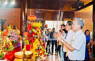Thành kính dâng hương kỷ niệm Ngày sinh Chủ tịch Hồ Chí Minh tại Đắk Lắk