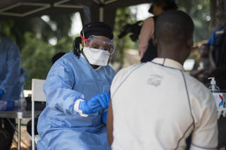 Bộ Y tế theo dõi chặt dịch Ebola tại châu Phi