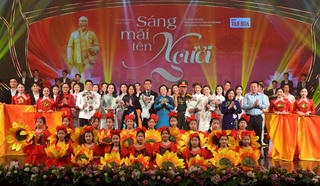  “Sáng mãi tên Người” - chương trình nghệ thuật chính luận lan tỏa giá trị tư tưởng Hồ Chí Minh
