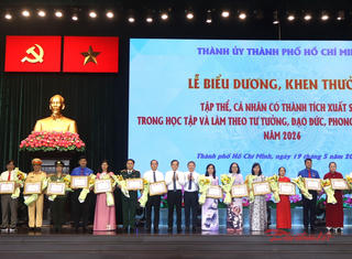 TP Hồ Chí Minh tôn vinh gần 360 cá nhân, tập thể xuất sắc học tập, làm theo gương Bác Hồ