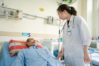 Đà Nẵng: Cứu sống 2 cụ ông bị nhồi máu não 