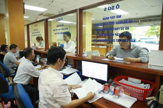 Giao dịch lớn qua ngân hàng không xuất hóa đơn: Ngành Thuế sẽ đối chiếu dòng tiền