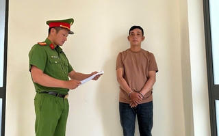 Bắt tạm giam nguyên cán bộ ngân hàng lừa đảo chiếm đoạt 1,7 tỉ đồng