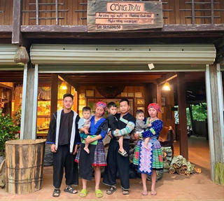Chuyện về người đưa homestay về bản Mông