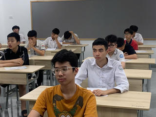 Gợi ý đáp án môn Tiếng Anh thi vào lớp 10 của Hà Nội