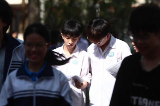 [SHORT] Hà Nội: Một thí sinh vi phạm quy chế trong buổi thi Ngoại ngữ