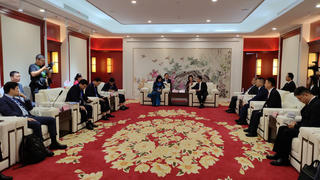 Tỉnh Tây Ninh hợp tác thương mại và y học cổ truyền với các đối tác Trung Quốc