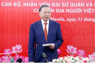 Tổng Bí thư, Chủ tịch nước gặp gỡ đại diện cộng đồng người Việt tại Philippines