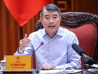 Thủ tướng: Thu hút đầu tư nhưng phải kiểm soát rủi ro cho Trung tâm tài chính quốc tế 