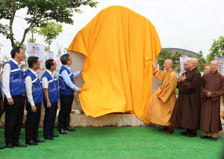 Chung tay thực hiện những hành động thiết thực vì môi trường