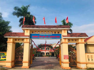 Bắt tạm giam hiệu trưởng trường tiểu học để điều tra hành vi nhận hối lộ