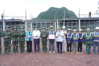 Phó Thủ tướng Lê Tiến Châu kiểm tra tiến độ xây dựng các trường phổ thông nội trú liên cấp tại Cao Bằng