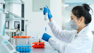 AI chế tạo vaccine ngăn chặn đại dịch