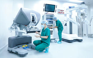Bệnh viện Tâm Anh tiên phong sở hữu 2 siêu robot Da Vinci Xi tại Việt Nam