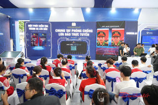 Khai mạc triển lãm '80 năm An ninh nhân dân - Lá chắn thầm lặng'