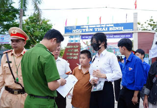 Công an Đà Nẵng hỗ trợ thí sinh đi nhầm điểm thi cách hơn 30km