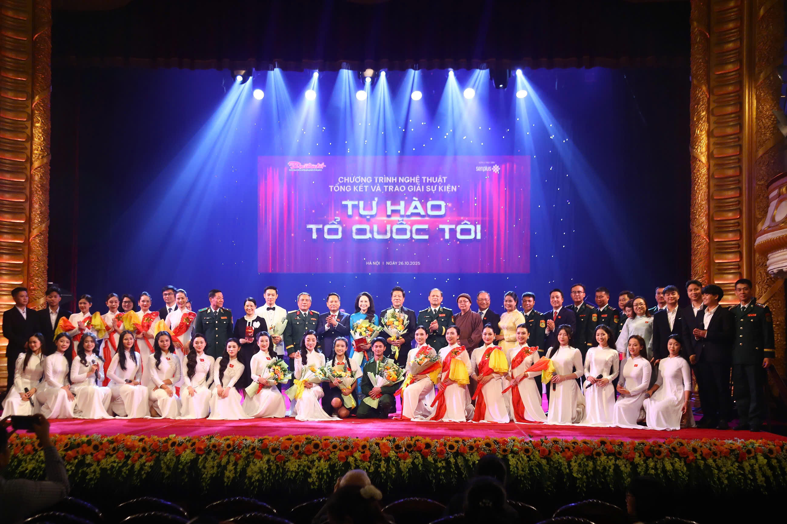 “Tự hào Tổ quốc tôi” - nơi kết nối hàng triệu trái tim Việt Nam trong nhịp đập chung của niềm tin và khát vọng. Ảnh: Lê Khánh.