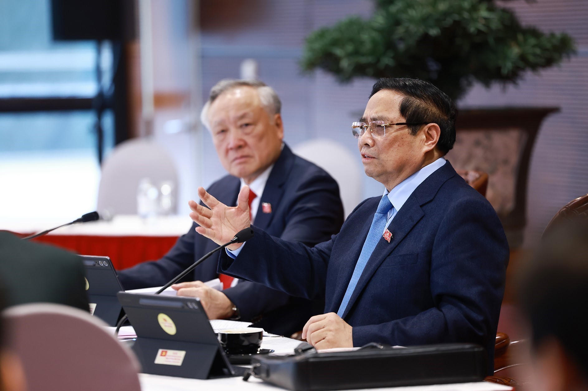 Ủy viên Bộ Chính trị, Thủ tướng Chính phủ Phạm Minh Chính phát biểu trong buổi thảo luận tại Đoàn. Ảnh: TTXVN