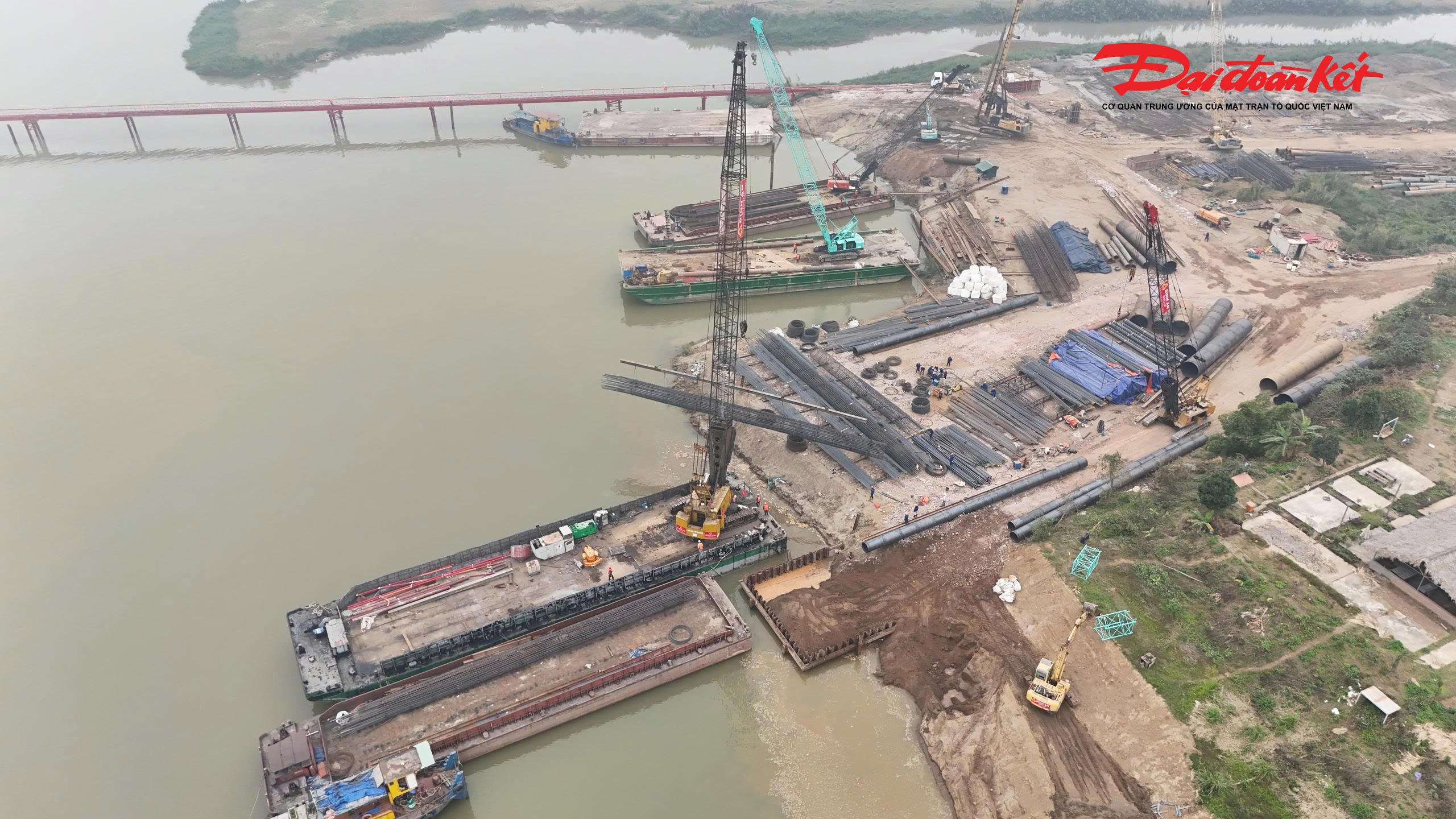  Dự kiến, đơn vị thi công sẽ hoàn thành kết cấu phần dưới trong tháng 12/2026.