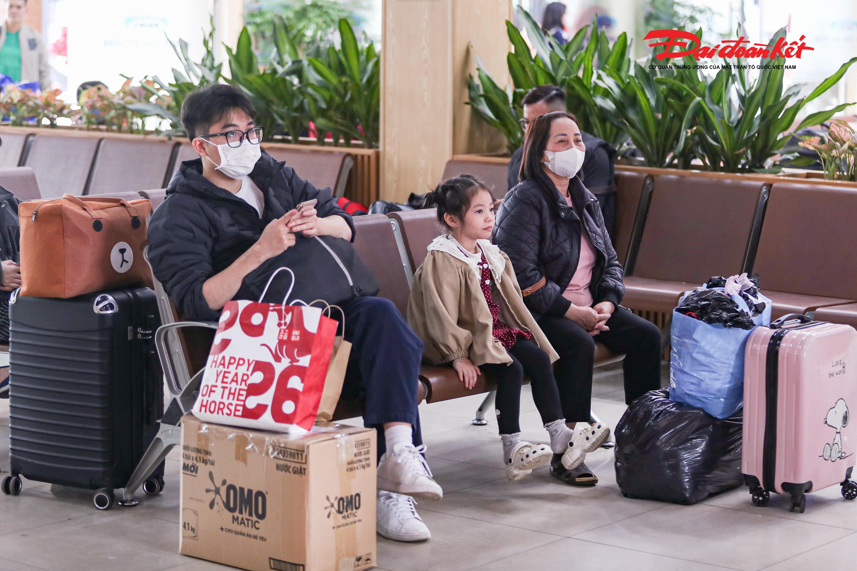 Công ty Cổ phần Bến xe Hà Nội cho biết,&nbsp;bến xe Mỹ Đình dự báo sẽ đón khoảng 17.000 lượt khách/ngày trong cao điểm, tăng hơn 350%, với trên 950 lượt xe/ngày, phục vụ các tuyến đi Hòa Bình, Hà Giang, Lào Cai, Yên Bái, Điện Biên, Sơn La, Lai Châu, Cao Bằng, Quảng Ninh…