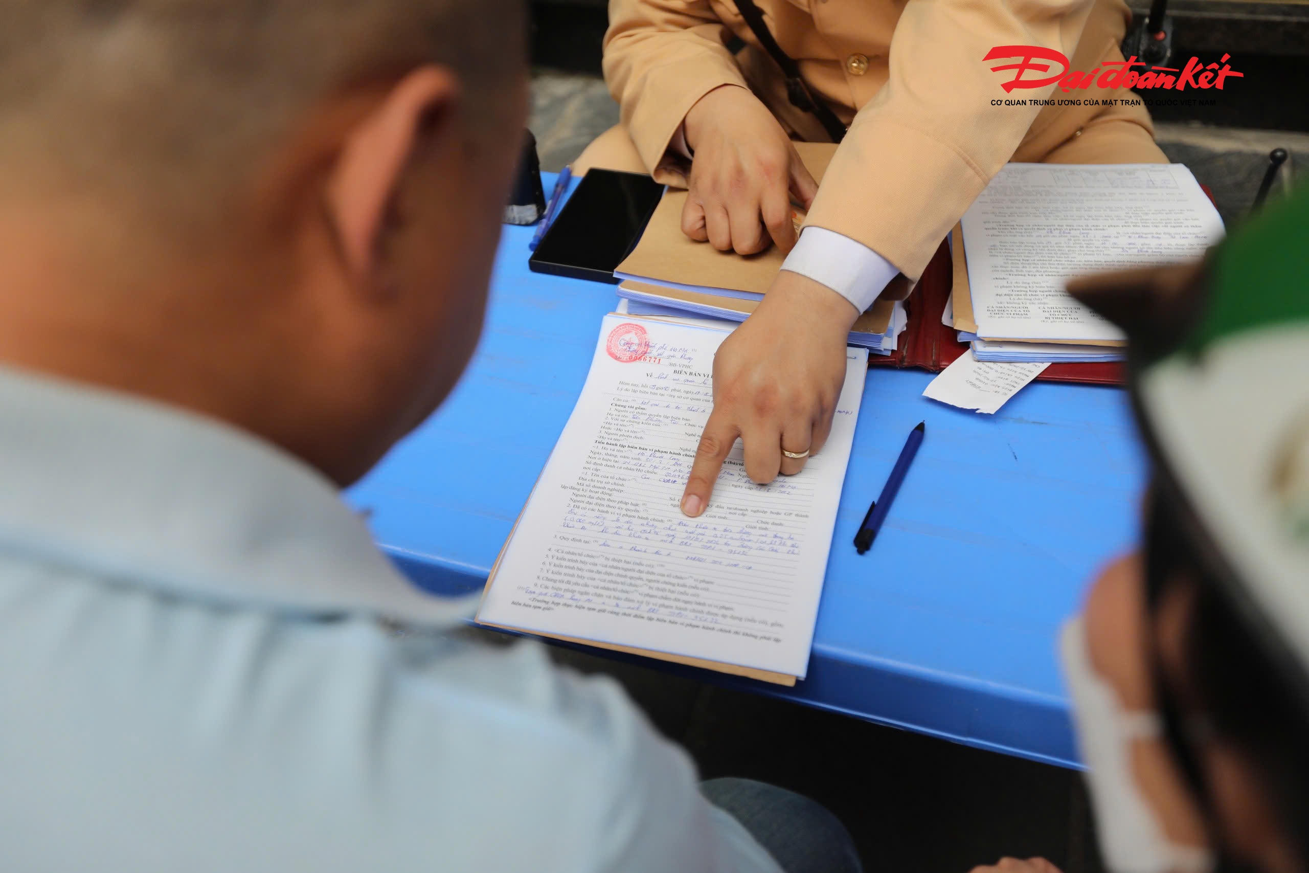 “Mục tiêu cao nhất là ngăn chặn vi phạm, kéo giảm tai nạn giao thông do rượu, bia gây ra; đồng thời nâng cao ý thức chấp hành pháp luật, xây dựng văn hóa giao thông an toàn”,&nbsp;Trung tá Phạm Văn Chiến nói.