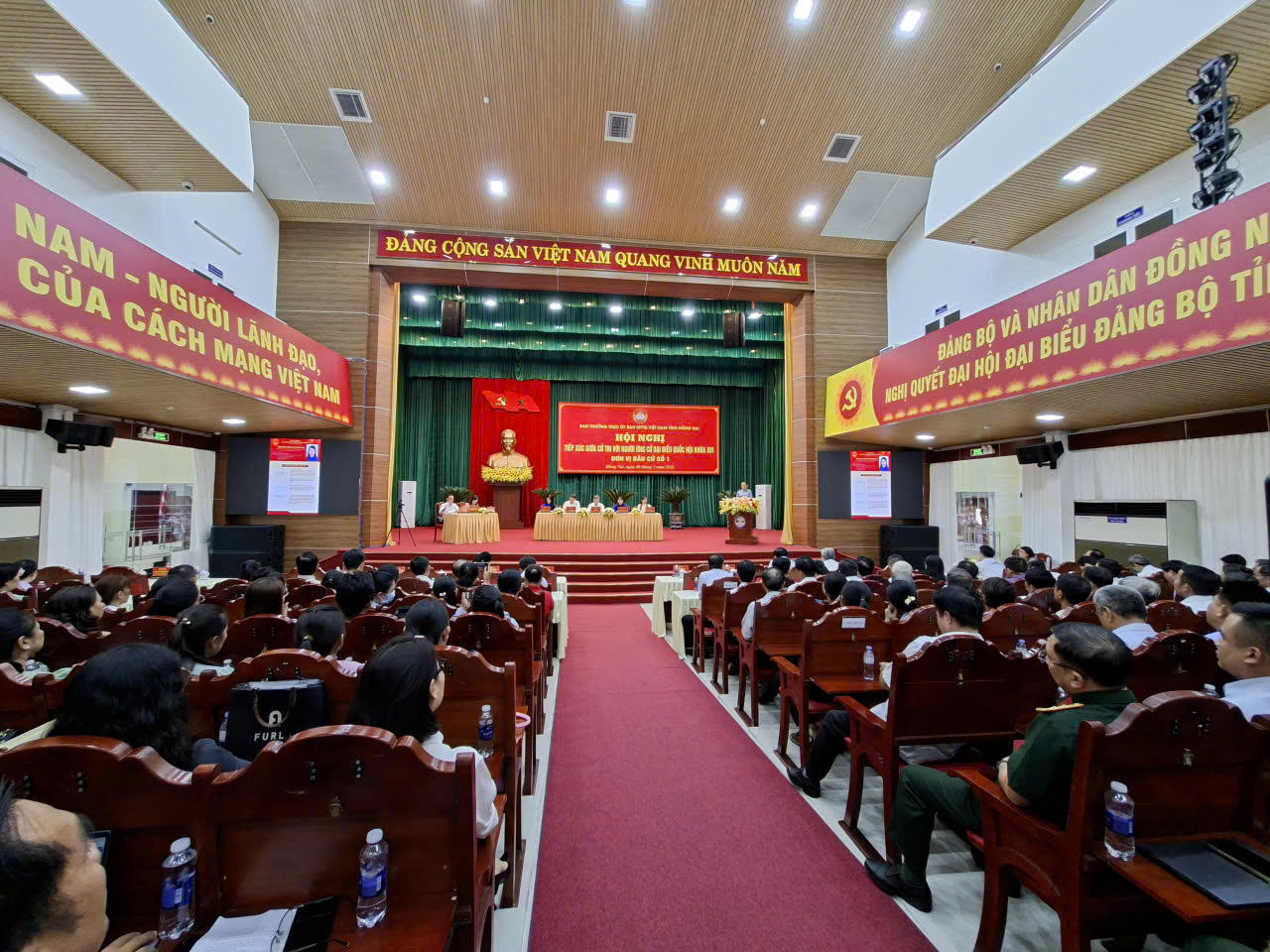 Quang cảnh hội nghị chiều 6/3. Ảnh: S.X