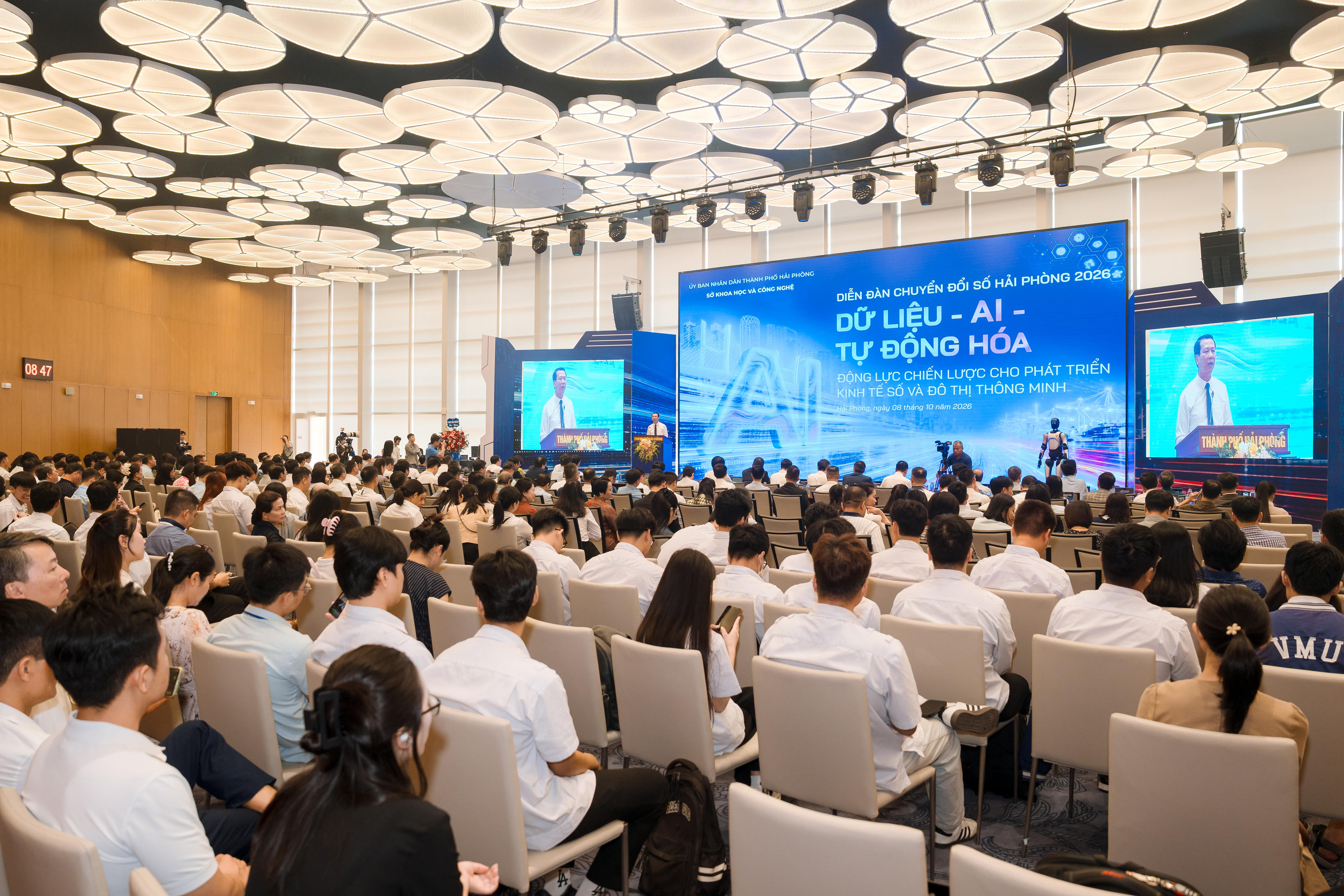 Diễn đàn chuyển đổi số thành phố Hải Phòng năm 2026 với chủ đề “Dữ liệu - AI - Tự động hóa: động lực chiến lược cho phát triển kinh tế số và đô thị thông minh”.