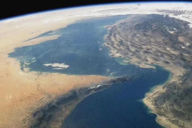 Mỹ phát động chiến dịch phong tỏa hệ thống cảng biển của Iran